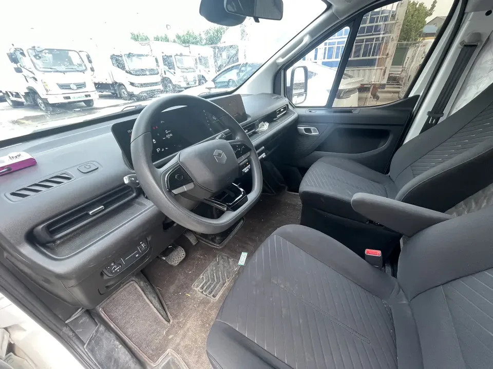 Changan Kaicene Changan Kaicheng V919 Changan Kaicheng V919 Speed Cab Long Wheelbase High Roof Smart 88kWh 6-seater 2025 — thumbnail 3