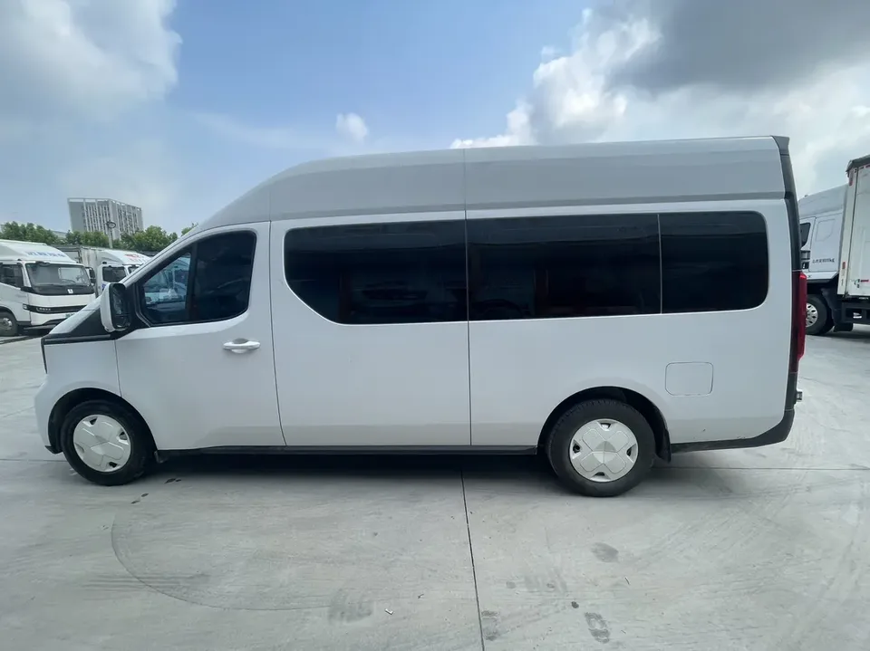 Changan Kaicene Changan Kaicheng V919 Changan Kaicheng V919 Speed Cab Long Wheelbase High Roof Smart 88kWh 6-seater 2025 — thumbnail 4