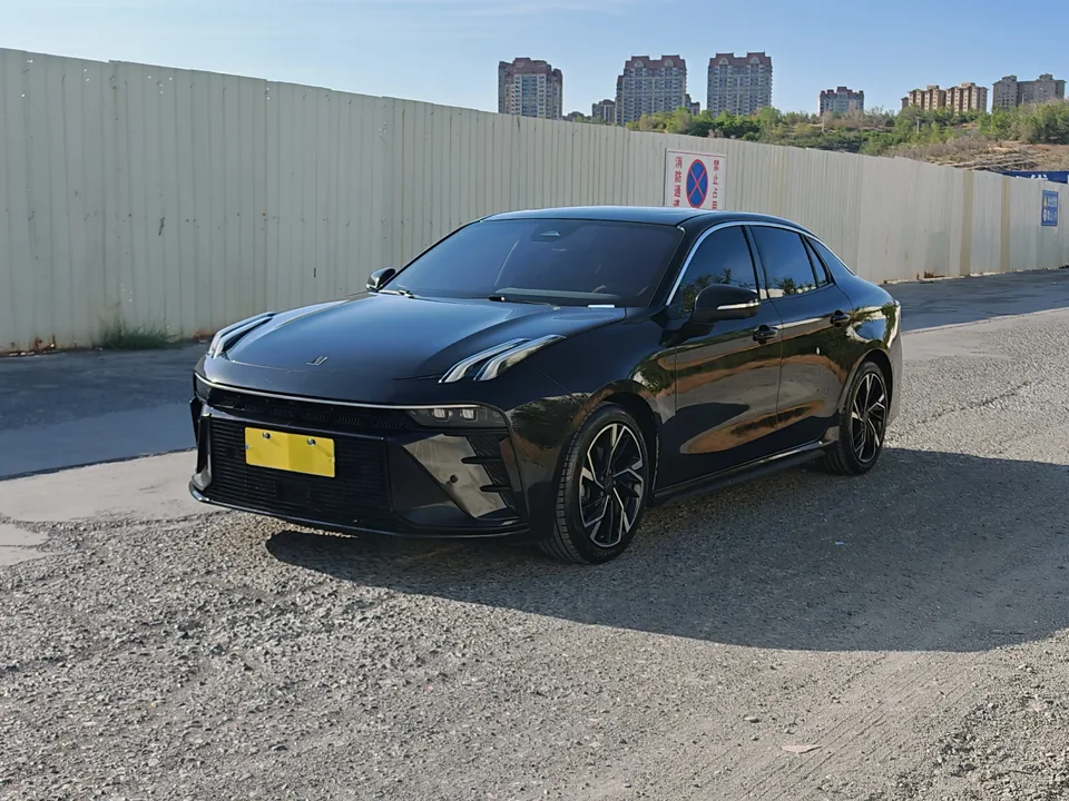 Lynk & Co 03 03 Lynk & Co 03 2023 1.5TD DCT Jin Pro 2023 — photo 1, buy with delivery to Moscow