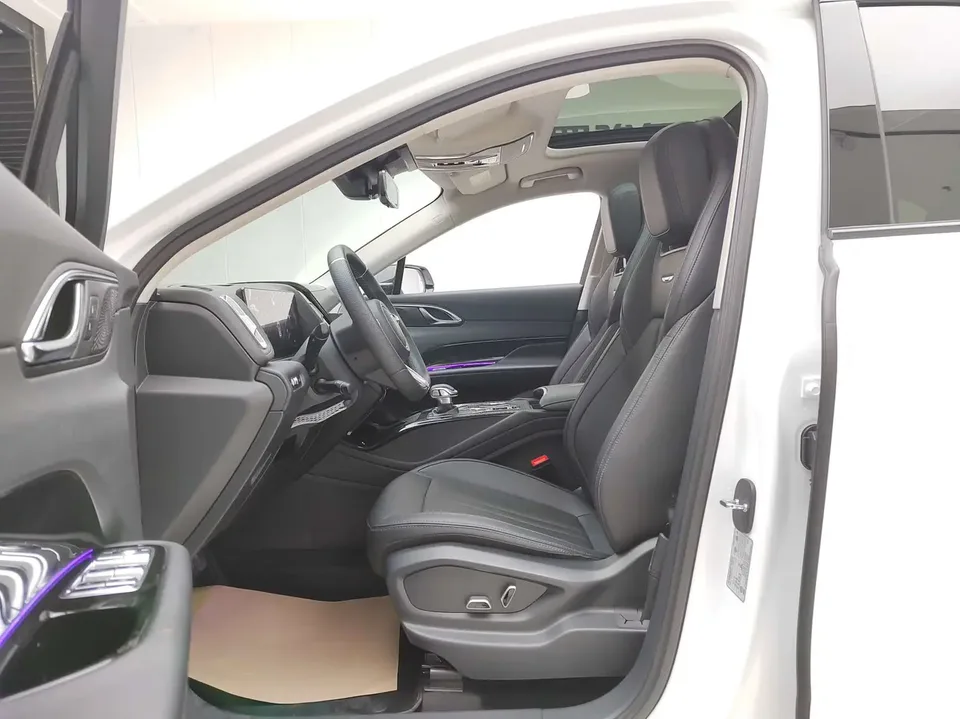 Hongqi HS3 Hongqi HS3 1.5T Brave Edition 2024 — thumbnail 5