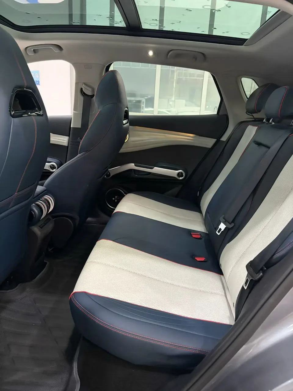 BYD Yuan Plus Yuan PLUS 510KM Flagship Model 2022 — миниатюра 3