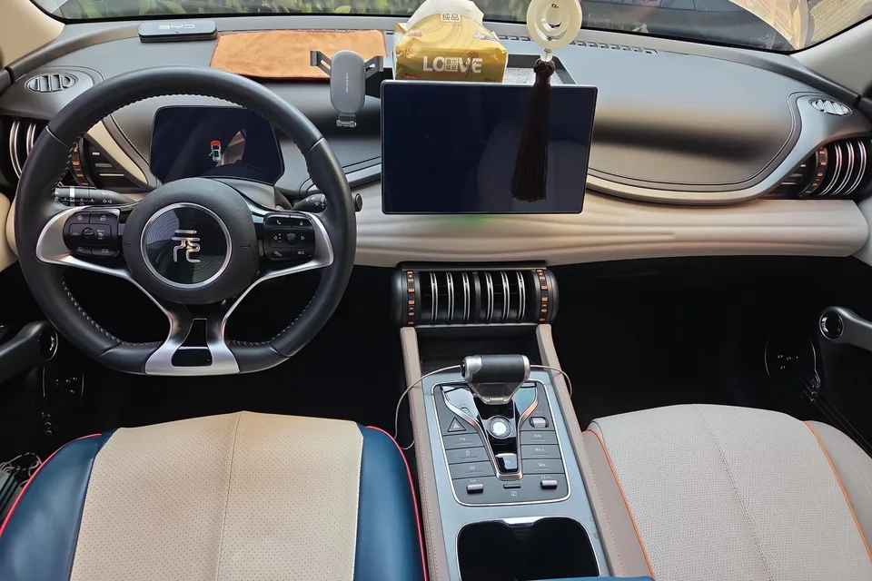 BYD Yuan Plus Yuan PLUS Honor Edition 430KM Beyond 2024 — thumbnail 4