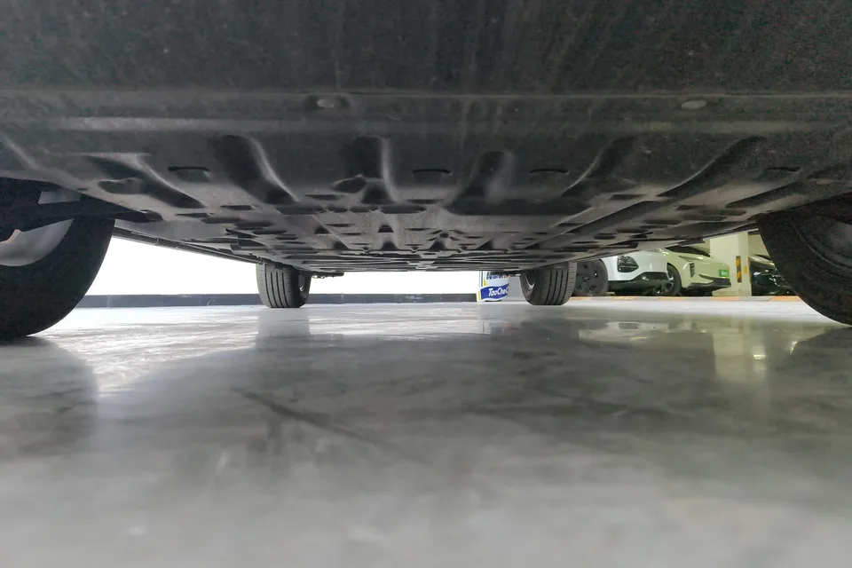 BYD Yuan Up Yuan UP 401KM Leading Type 2024 — thumbnail 4