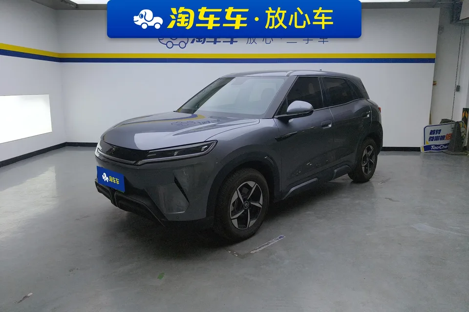 BYD Yuan Up Yuan UP 401KM Leading Type 2024 — photo 1, buy with delivery to Moscow