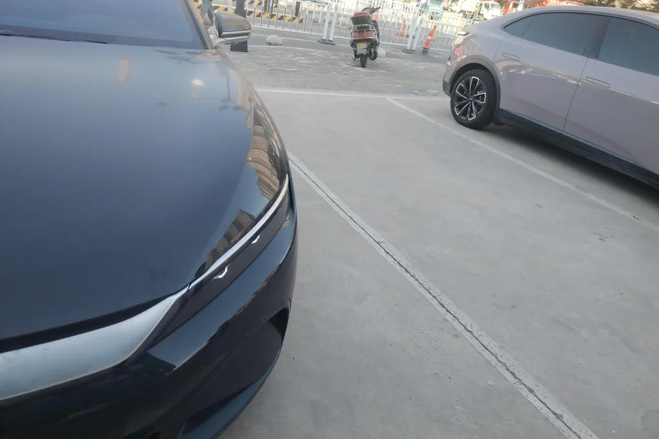 BYD Han EV Han EV Champion Edition 605KM Premium 2023 — thumbnail 2