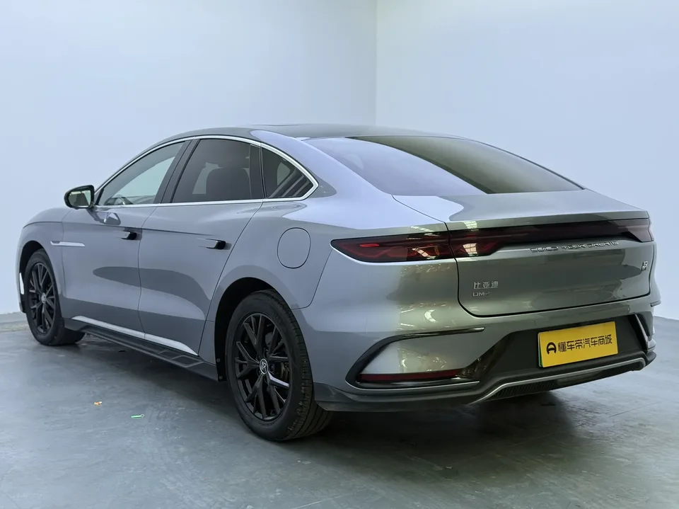 BYD Han DM Chinese DM DM-i Champion Edition 121KM Premium 2023 — thumbnail 2
