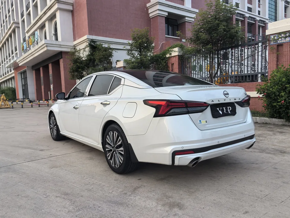 Nissan Altima Teana 2.0L XE Pure Edition 2022 — thumbnail 5
