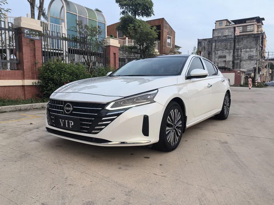 Nissan Altima Teana 2.0L XE Pure Edition 2022 — photo 1, buy with delivery to Moscow