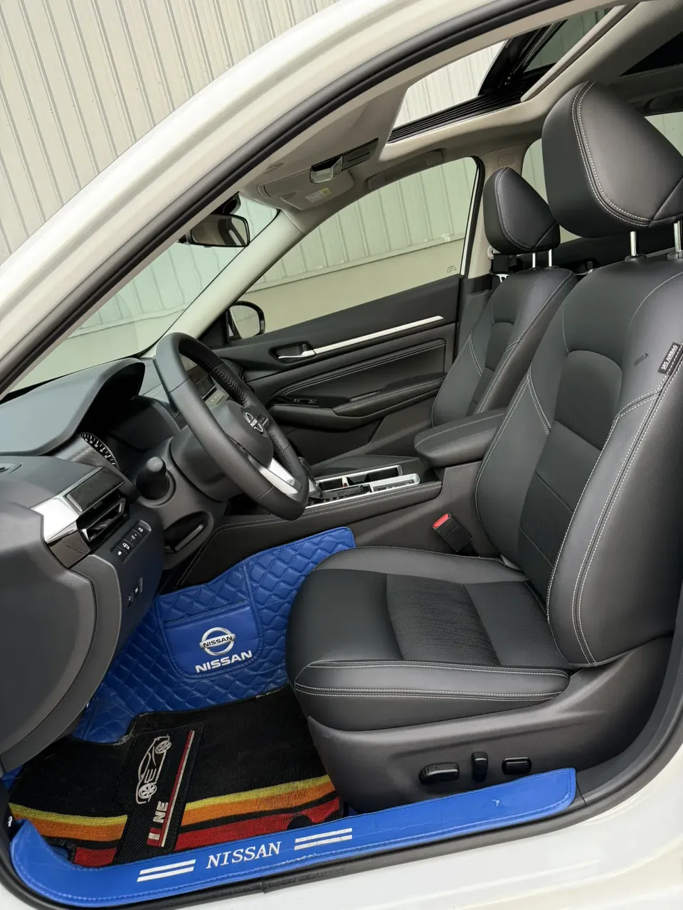 Nissan Altima Teana 2.0L XL-Upr Premium Edition 2022 — thumbnail 5