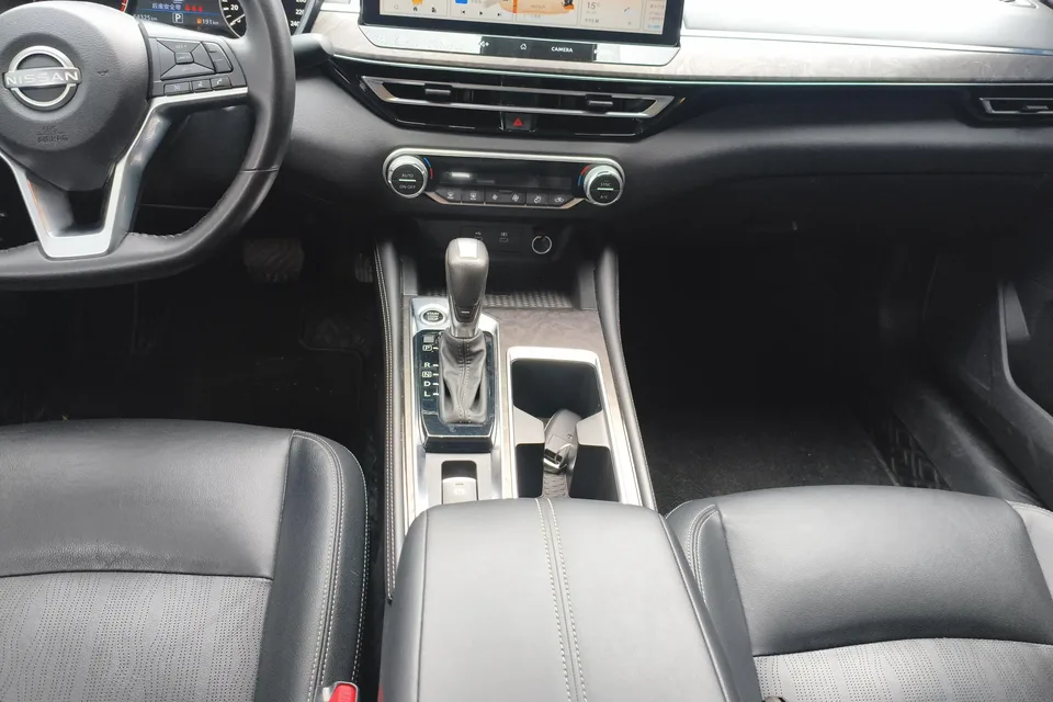 Nissan Altima Teana Teana 2.0L XL-TLS Enjoy Edition 2022 — thumbnail 4