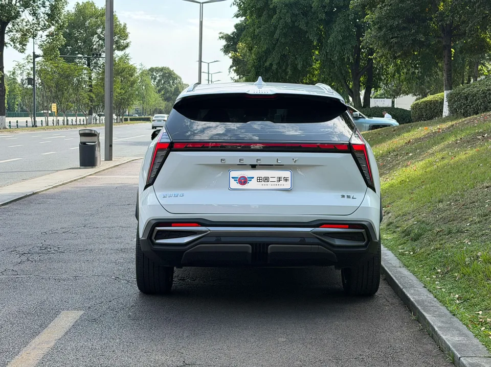 Geely Atlas L Boyue L 1.5TD DCT Premium Edition 2024 — thumbnail 2