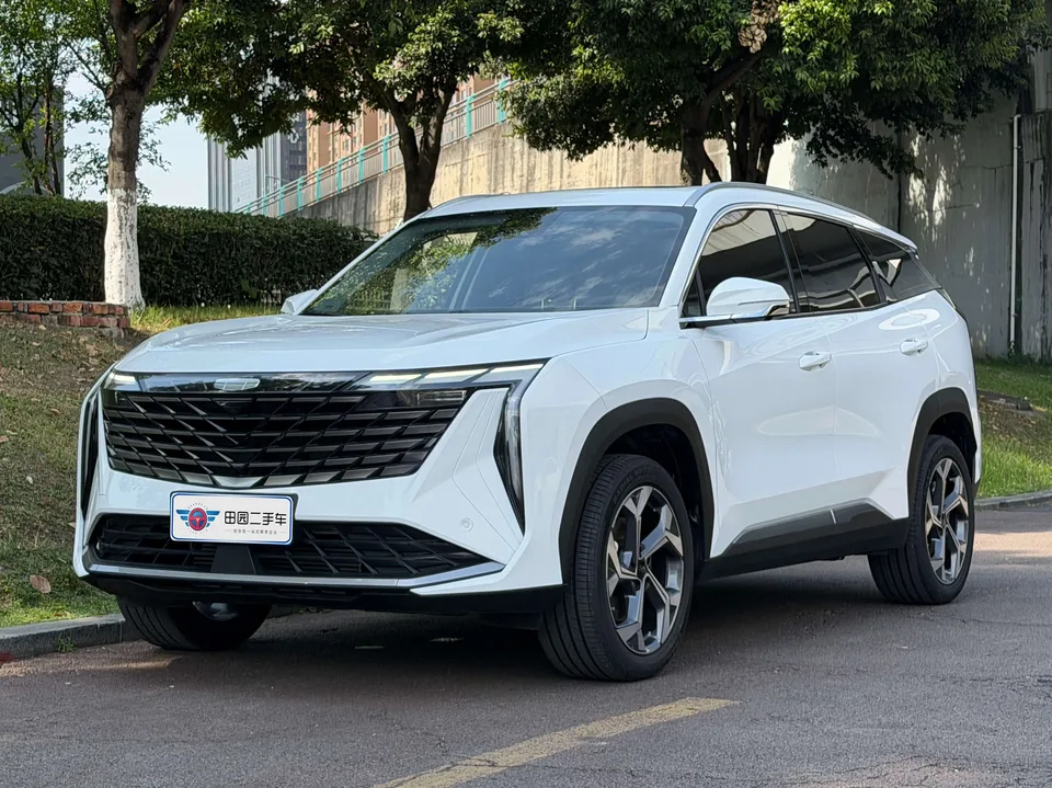 Geely Atlas L Boyue L 1.5TD DCT Premium Edition 2024 — photo 1, buy with delivery to Moscow