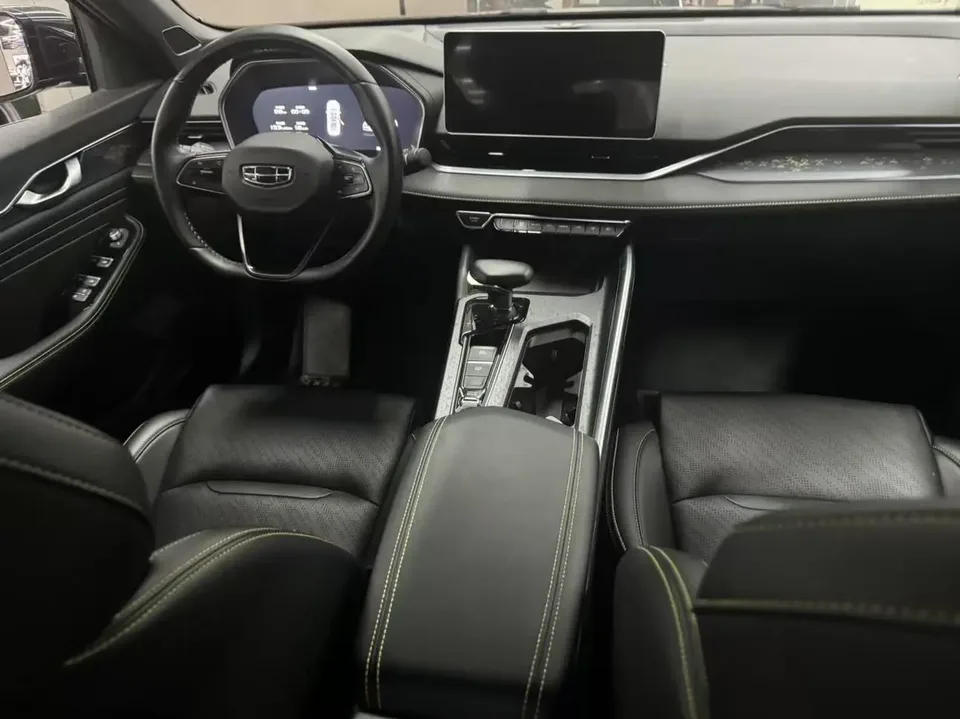 Geely Preface Xing Rui 1.5T Longteng Edition 2024 — thumbnail 3