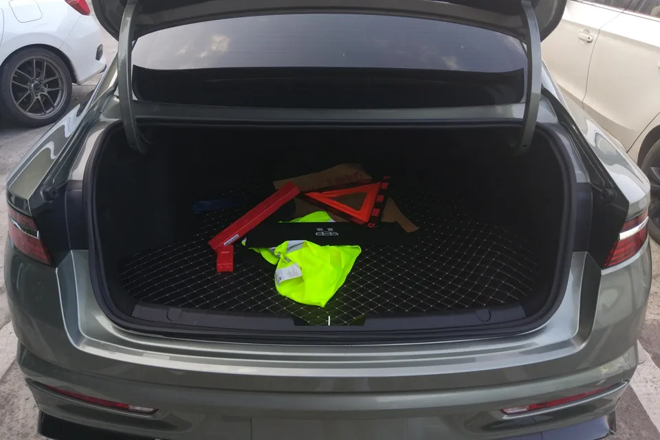 Geely Preface Xing Rui 1.5T Longteng Edition 2024 — thumbnail 5