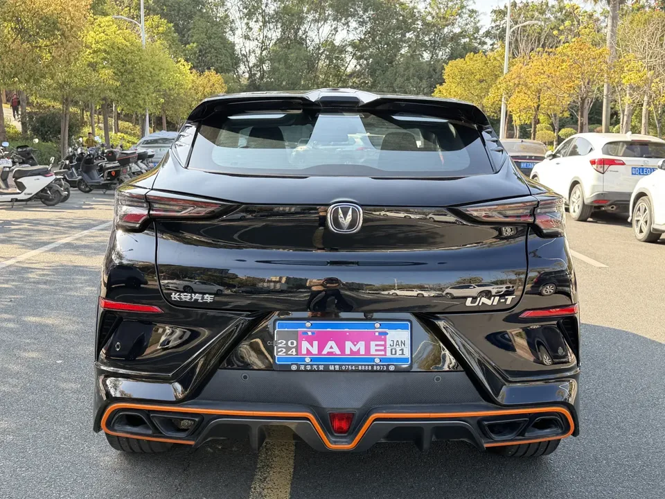 Changan UNI-T Changan UNI-T 1.5T Sports Edition Premium 2022 — thumbnail 2