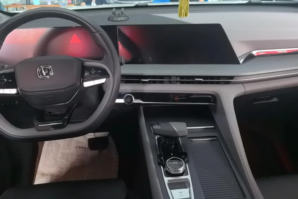 Changan CS75PLUS CS75 PLUS Second Generation 2.0T Automatic Premium Edition 2022 — thumbnail 3