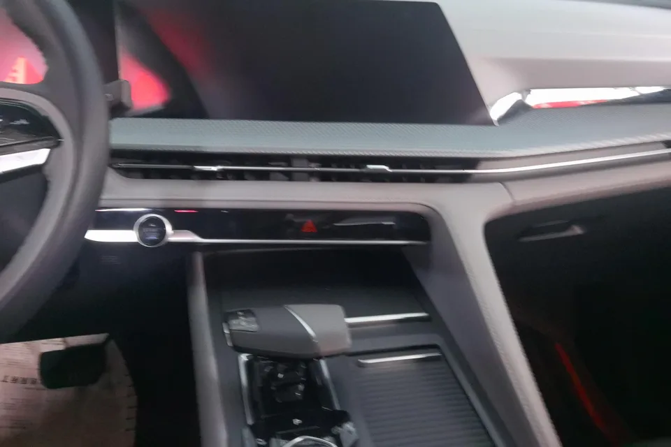 Changan CS75PLUS CS75 PLUS Second Generation 2.0T Automatic Premium Edition 2022 — thumbnail 4