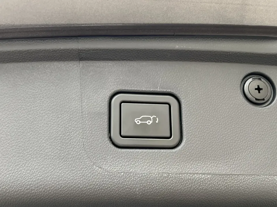 Changan CS75PLUS Changan CS75 PLUS The third generation champion version 1.5T automatic intelligent driving strong navigation 2024 — thumbnail 4