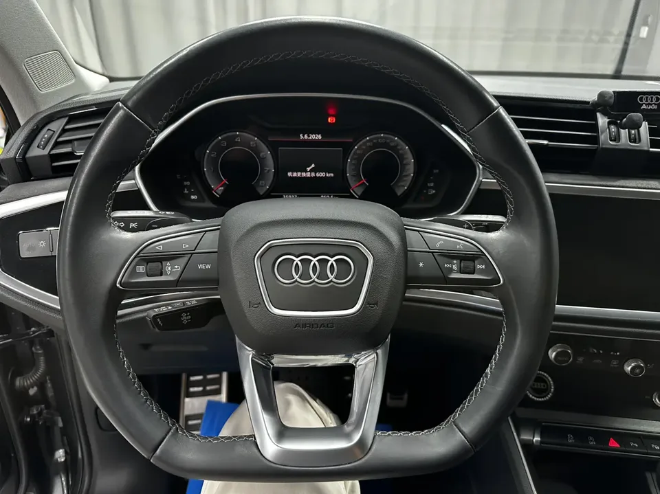Audi Q3 Audi Q3 35 TFSI Stylish Dynamic 2022 — thumbnail 4