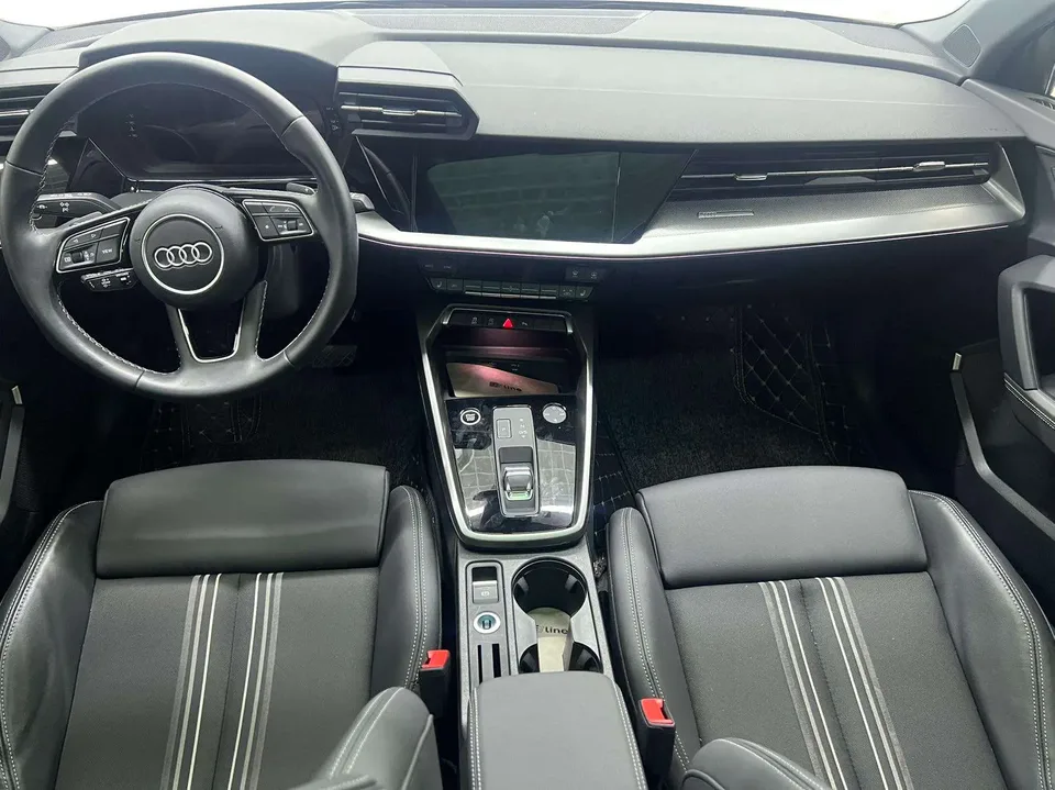 Audi A3 A3 Sportback 35 TFSI stylish and sporty 2023 — thumbnail 4