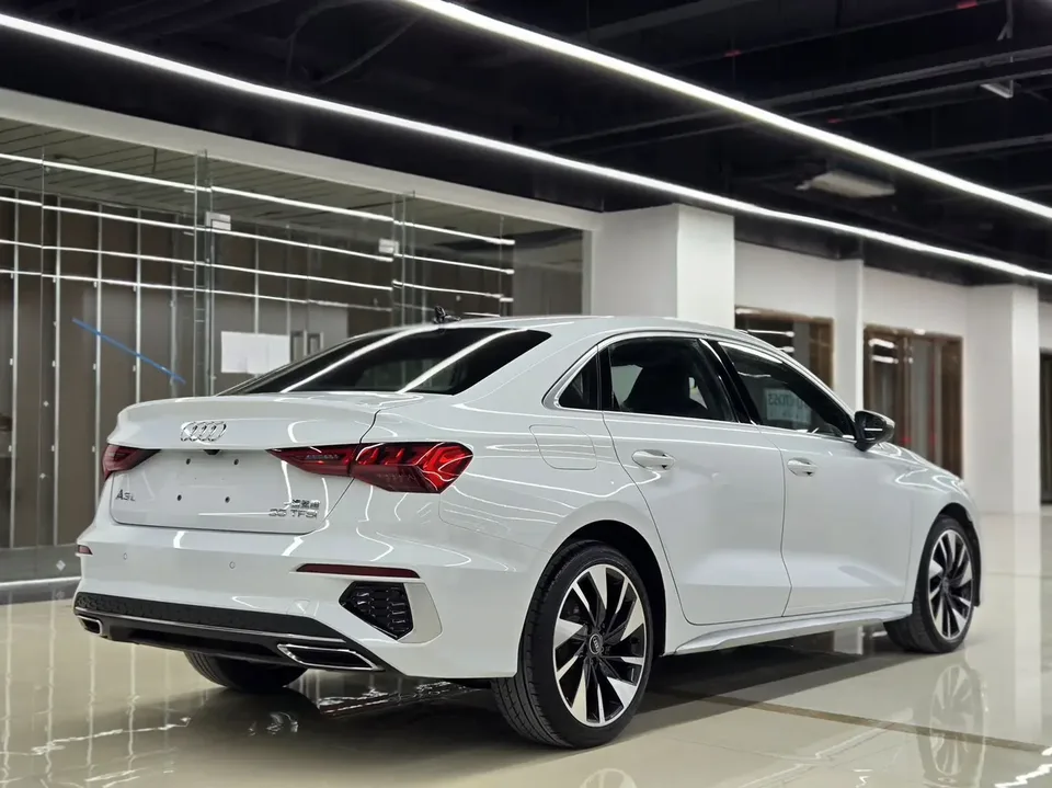 Audi A3 Audi A3 A3L Limousine 35 TFSI Stylish and Elegant 2023 — thumbnail 4