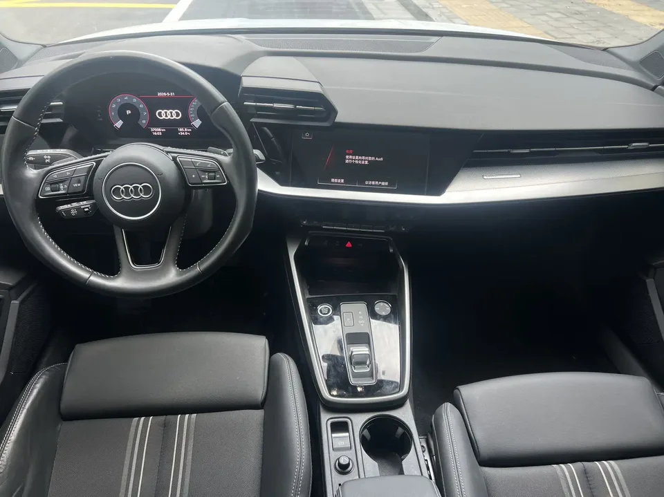 Audi A3 Audi A3 Sportback 35 TFSI Stylish and sporty 2022 — thumbnail 3