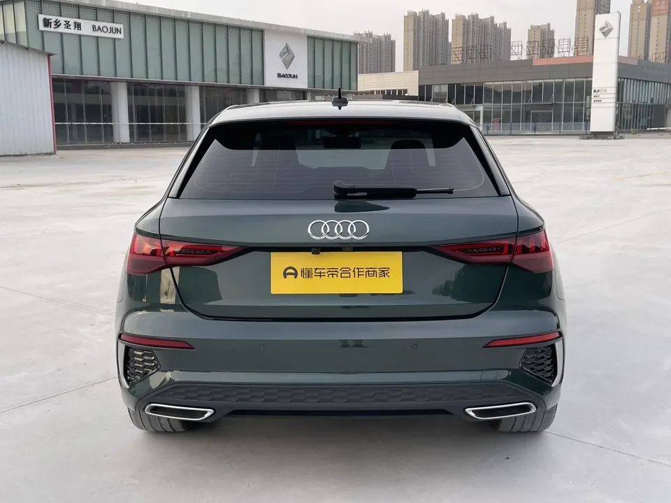 Audi A3 A3 Sportback 35 TFSI stylish and sporty 2022 — thumbnail 2