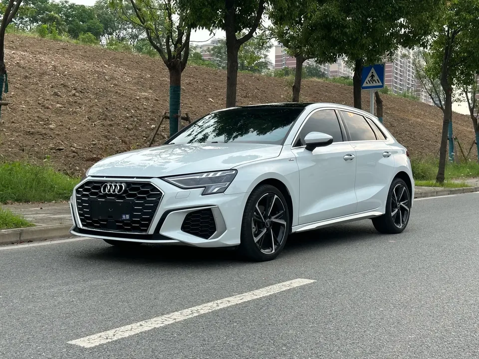 Audi A3 Audi A3 Sportback 35 TFSI facelift: stylish and sporty 2023 — photo 1, buy with delivery to Moscow