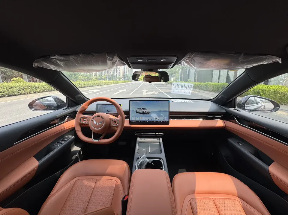 Wuling Starlight PHEV Wuling Starlight PHEV 150km Intelligent Advanced 2025 — thumbnail 4