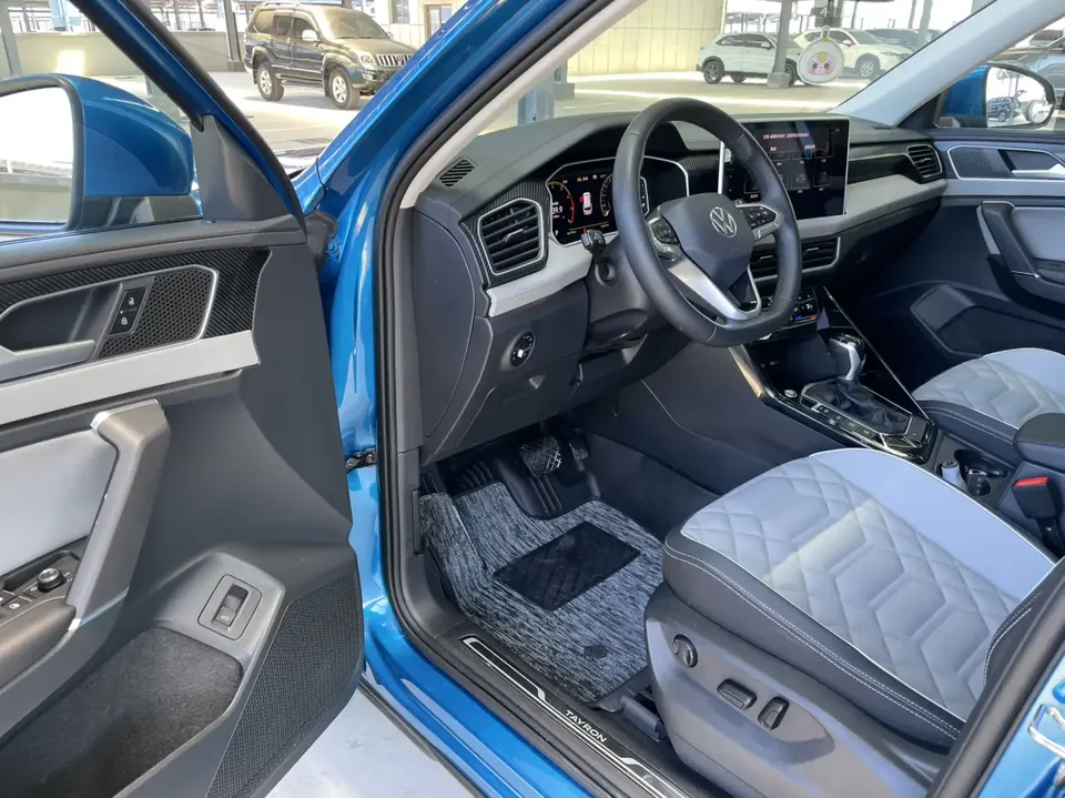 Volkswagen Tayron Tanyue 280TSI 2WD Luxury Plus Advanced Edition 2023 — thumbnail 5