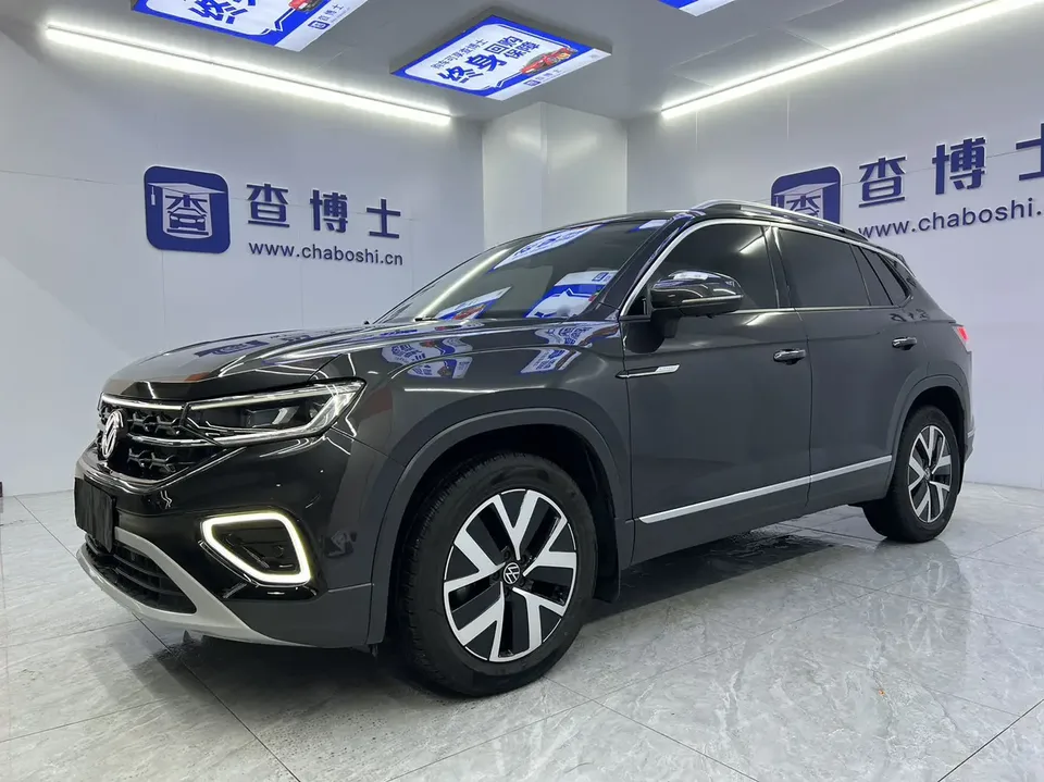 Volkswagen Tayron Tanyue 280TSI 2WD Luxury Plus Advanced Edition 2023 — photo 1, buy with delivery to Moscow