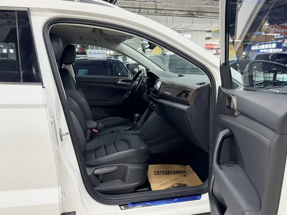 Volkswagen Tharu Tharu 280TSI 2WD Luxury Edition 2022 — thumbnail 4