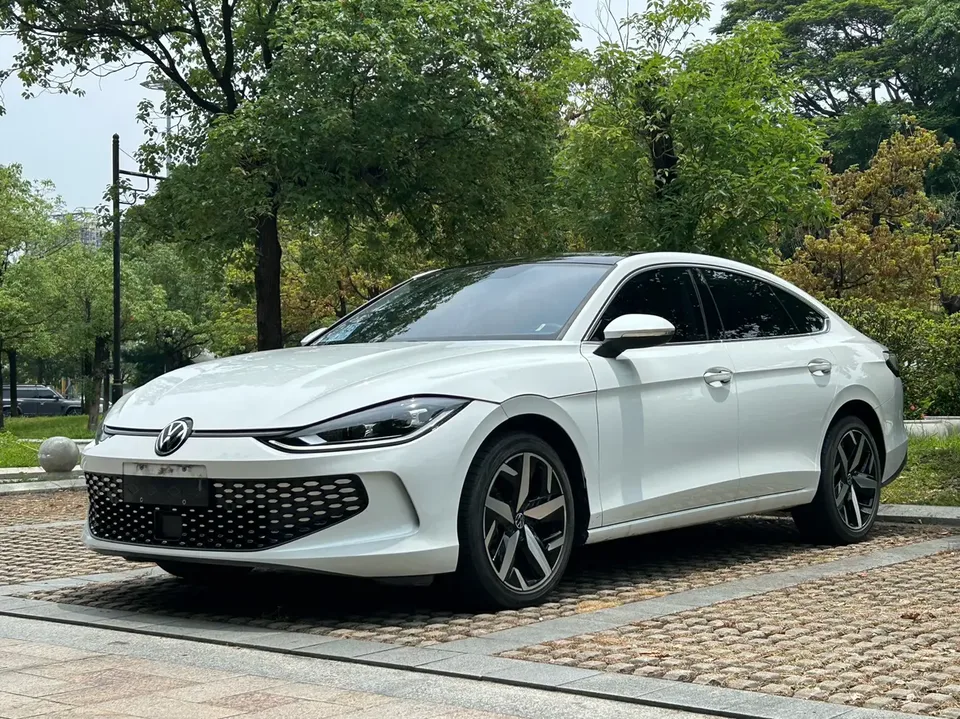 Volkswagen Lamando Lingdu Lingdu L 280TSI DSG Cool Edition 2025 — photo 1, buy with delivery to Moscow
