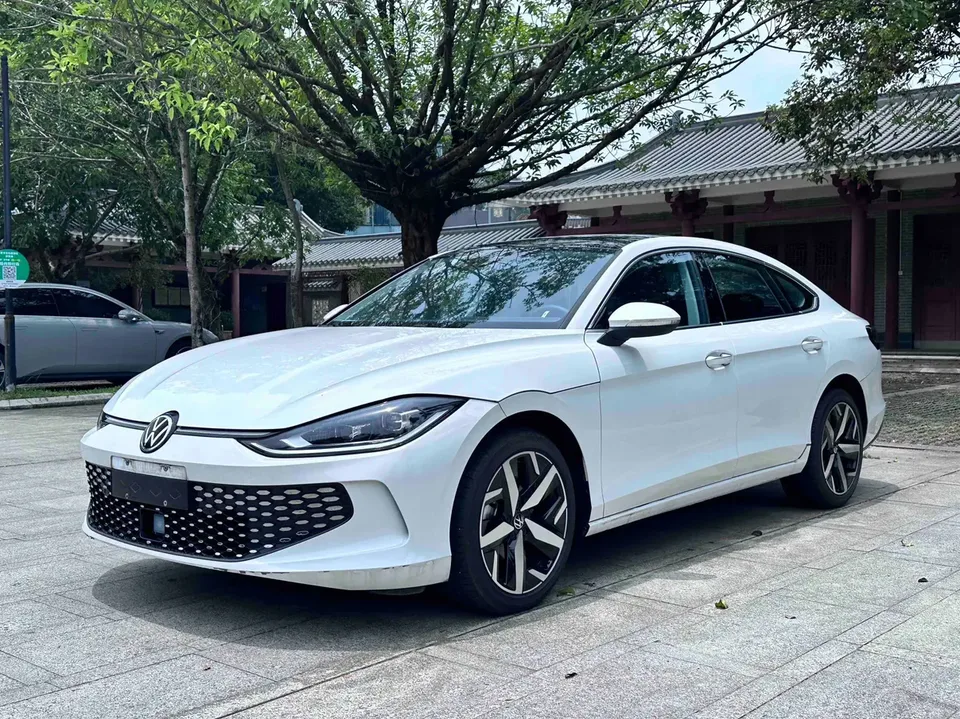 Volkswagen Lamando Lingdu Lingdu L 280TSI DSG Cool Edition 2025 — photo 1, buy with delivery to Moscow