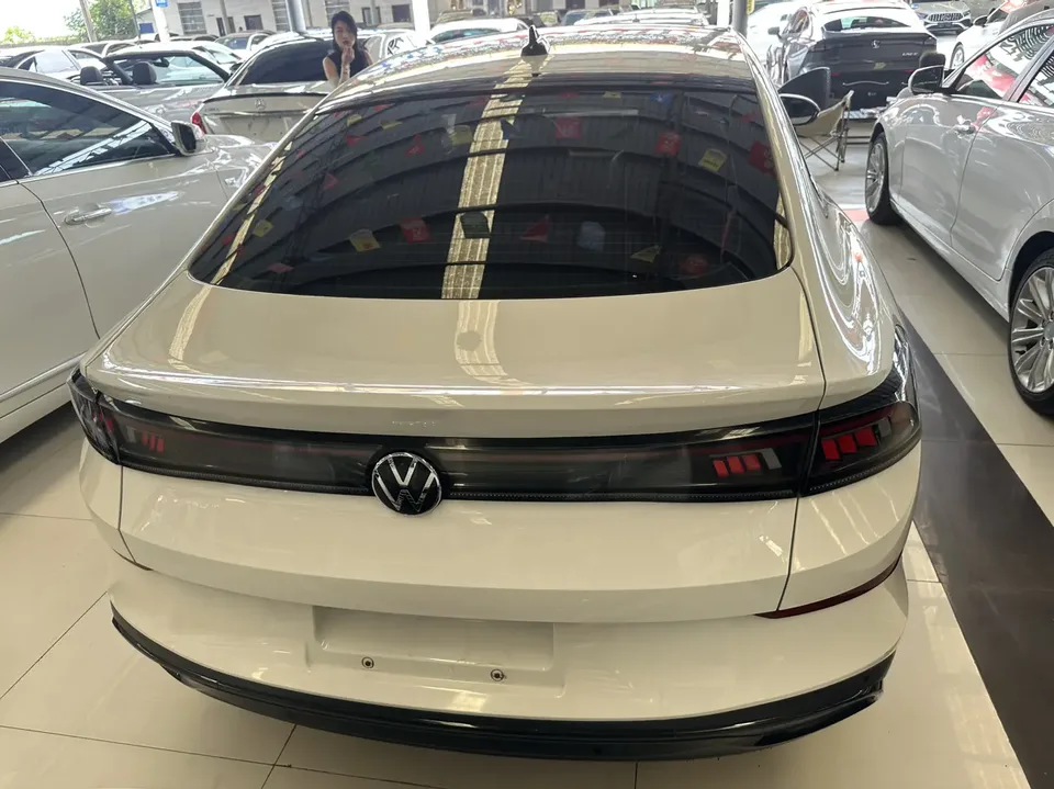 Volkswagen Lamando Lingdu Lingdu L 280TSI DSG Cool Edition 2022 — thumbnail 2