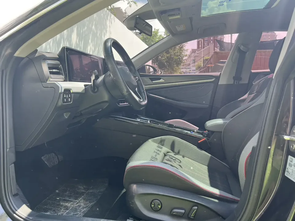 Volkswagen Lamando Lingdu Lingdu L 280TSI DSG Cool Edition 2022 — thumbnail 5