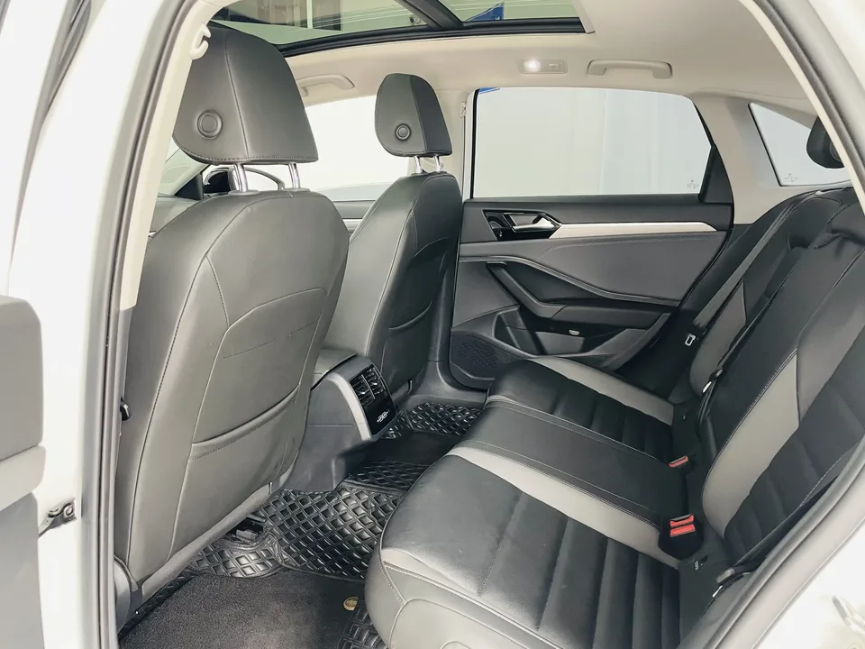 Volkswagen Sagitar Sagitar 2022 280TSI DSG Beyond Edition 2022 — thumbnail 5