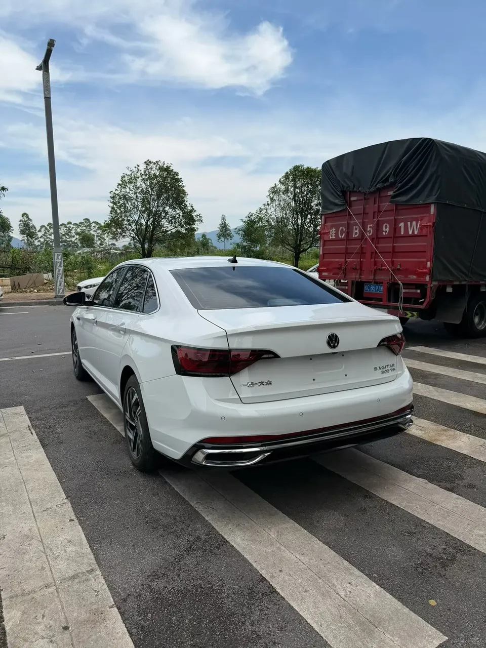 Volkswagen Sagitar Sagitar 2023 Sagitar 300TSI DSG Excellence Edition 2023 — thumbnail 4