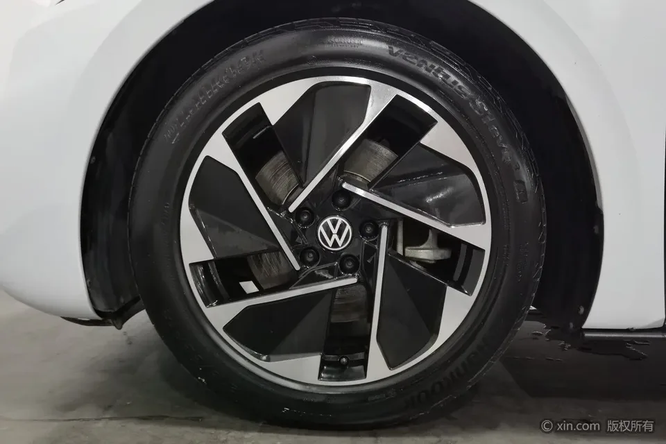 Volkswagen ID.3 Volkswagen ID.3 2023 Upgraded Pure Smart Edition 2023 — thumbnail 3