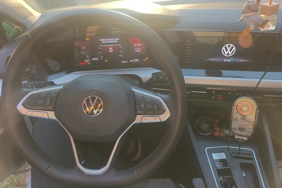 Volkswagen Golf golf 2024 280TSI DSG Pro Enjoy Edition 2024 — thumbnail 4