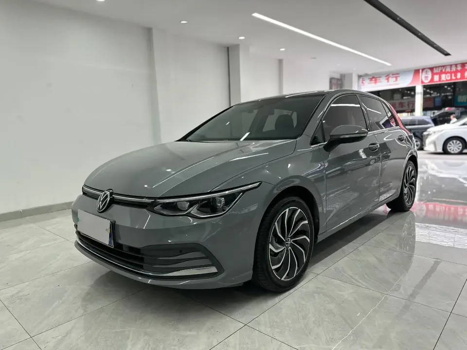 Volkswagen Golf golf 2021 280TSI DSG Pro 2022 — photo 1, buy with delivery to Moscow