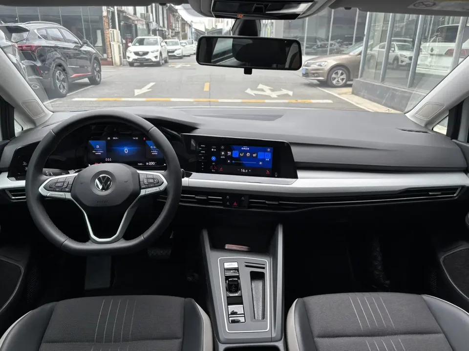 Volkswagen Golf golf 2023 280TSI DSG Pro 2023 — thumbnail 3
