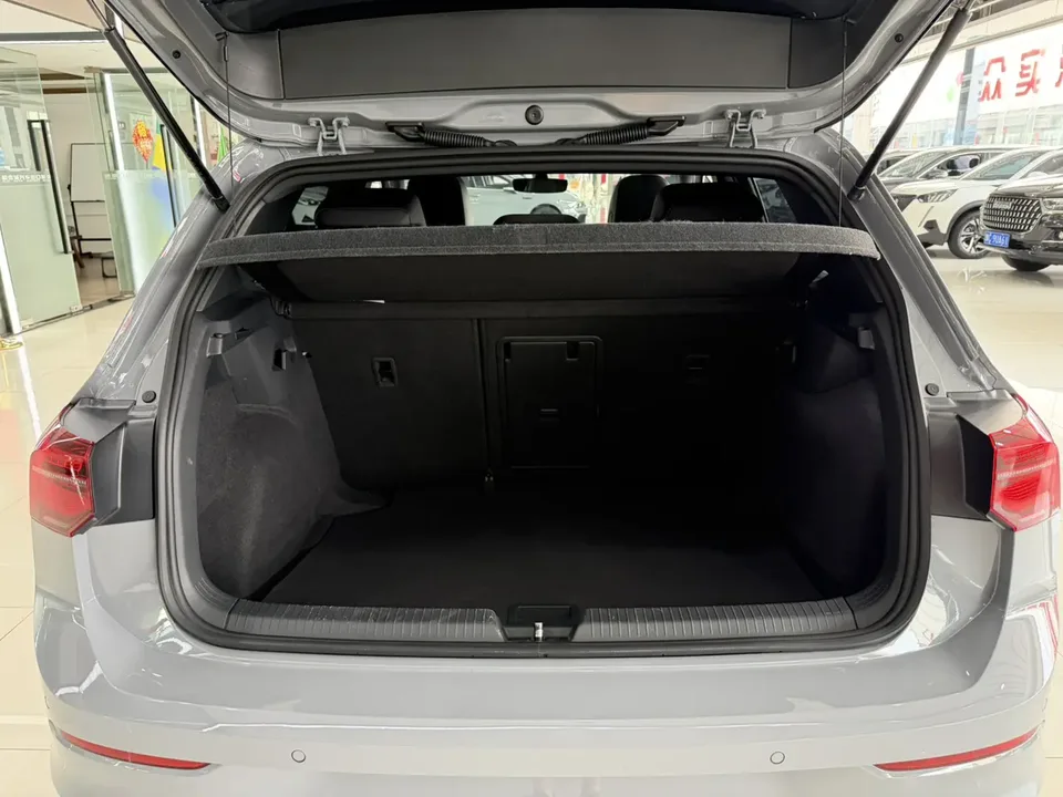 Volkswagen Golf golf 2023 280TSI DSG R-Line Lite 2023 — thumbnail 5