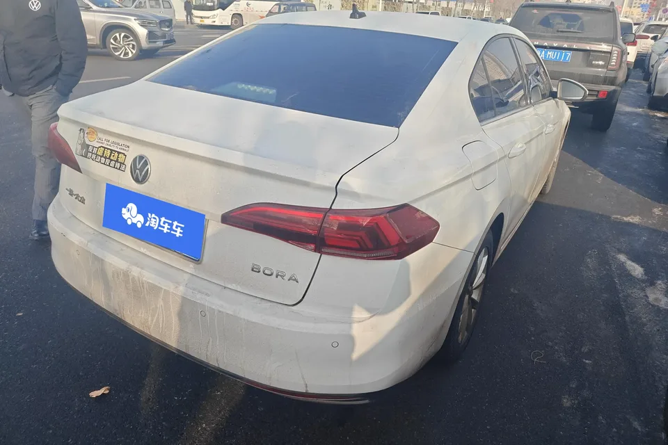 Volkswagen Bora Bora 2021 1.5L Automatic Comfort Smart Connection Edition 2022 — photo 1, buy with delivery to Moscow