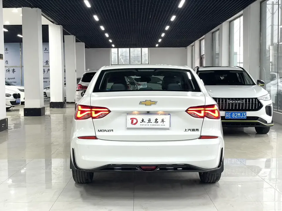 Chevrolet Monza Cruze 1.5L Dual Clutch Enjoy Edition 2023 — thumbnail 2