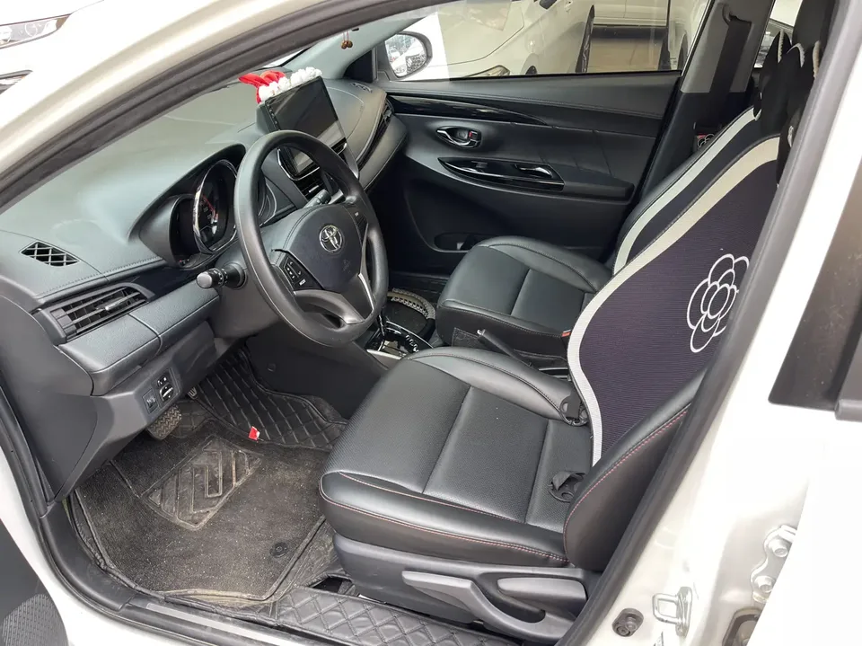 Toyota Yaris L Yaris L YARiS L Zhixuan 2022 Zhixuan X 1.5L CVT luxury PLUS version 2022 — thumbnail 3