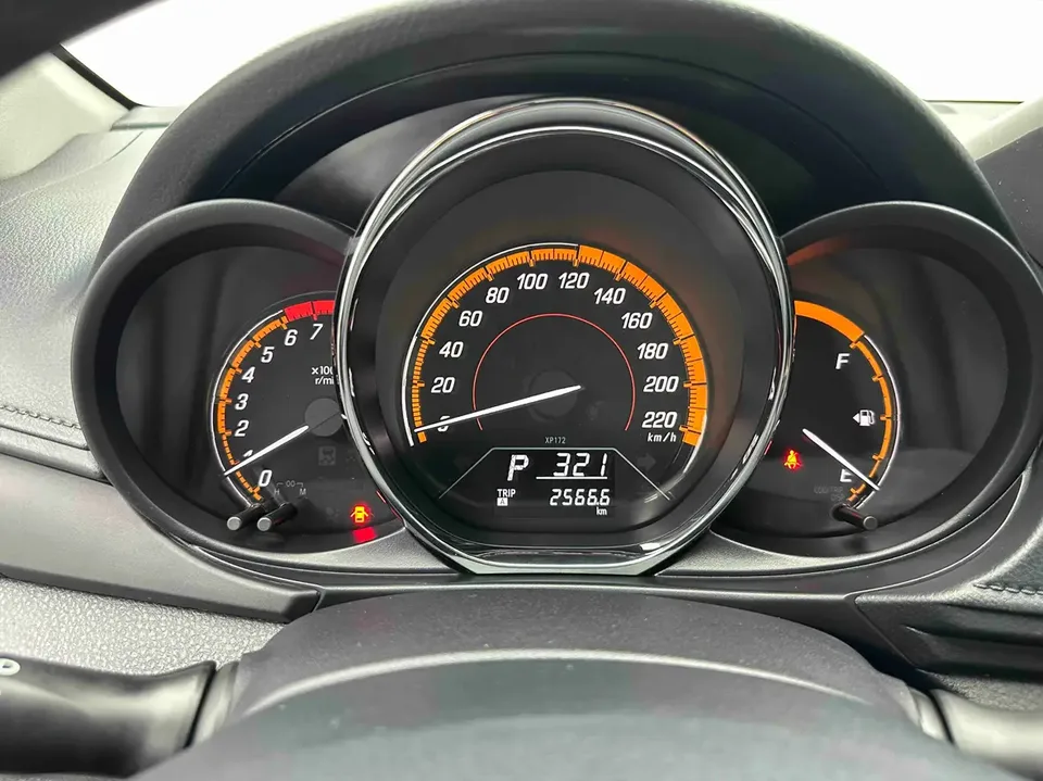 Toyota Yaris L Yaris L YARiS L Zhixuan 2022 Zhixuan X 1.5L CVT leading PLUS version 2022 — thumbnail 4