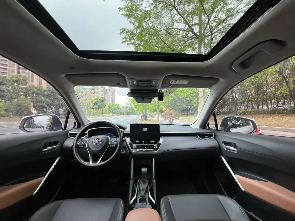 Toyota Frontlander Fenglanda 2.0L CVT Sports Edition 2023 — thumbnail 5