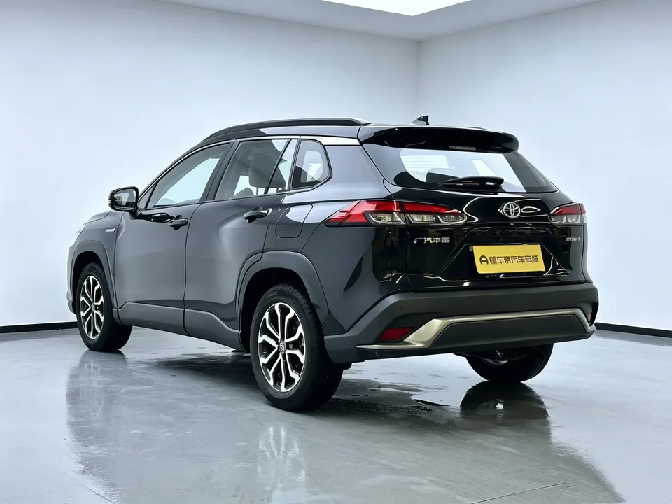 Toyota Frontlander Fenglanda 2.0L Intelligent Electric Hybrid Dual Engine Premium Edition 2023 — thumbnail 2