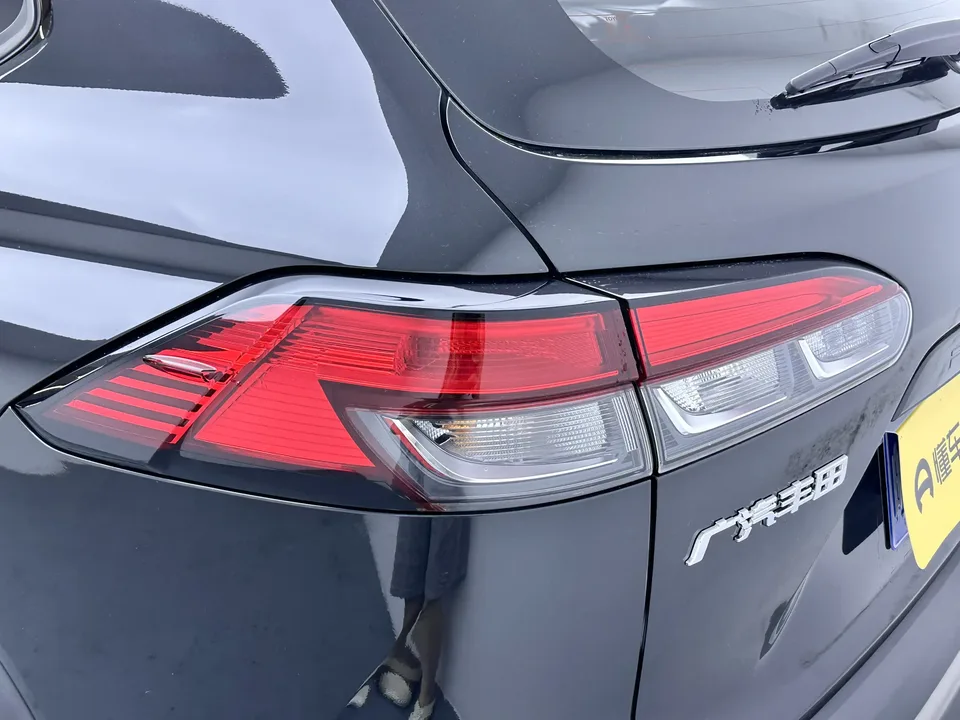 Toyota Frontlander Fenglanda 2.0L Intelligent Electric Hybrid Dual Engine Premium Edition 2023 — thumbnail 4